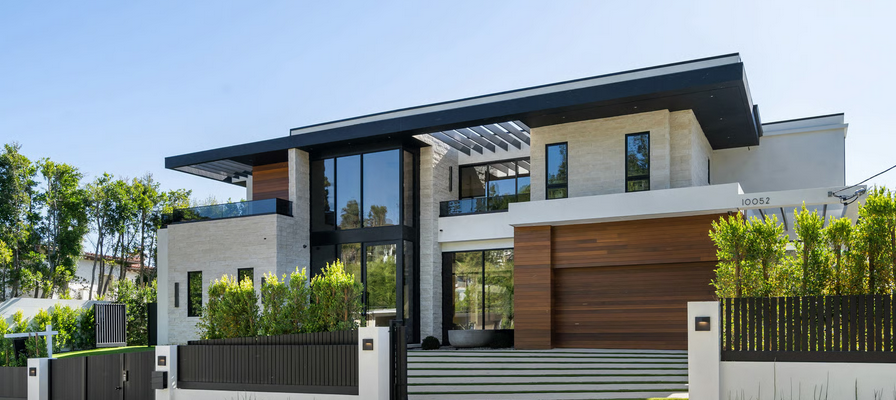 Modern luxury home in Ghana with contemporary architecture and clean design