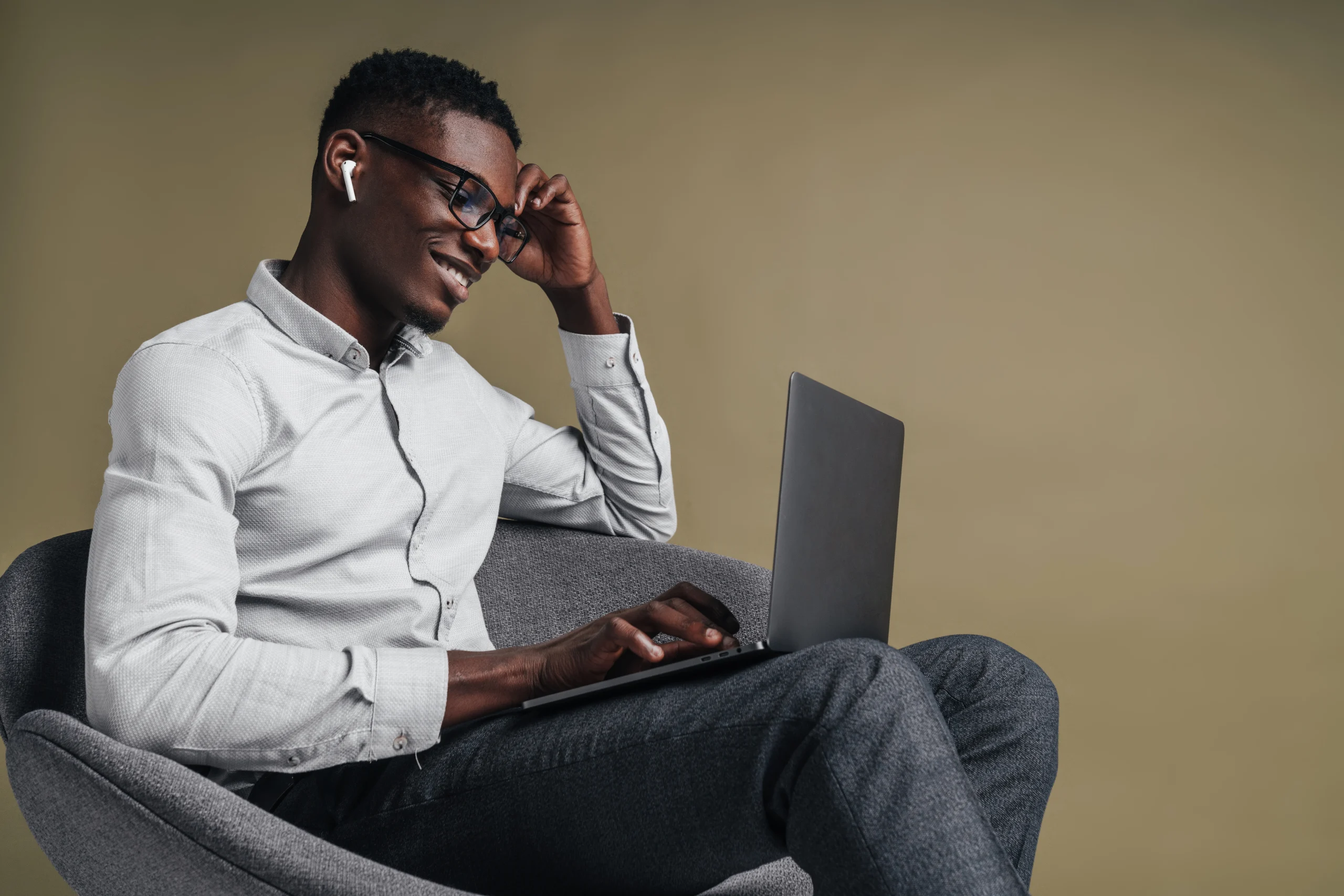 24H+ Startup Loans Ghana: Up to GH₵500,000 for Young Entrepreneurs