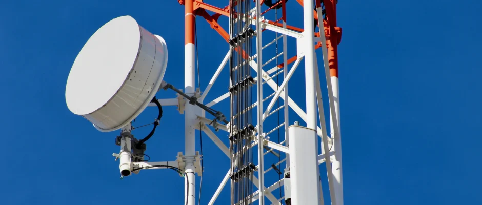 MTN Ghana has secured 700 MHz spectrum for $100.9 million. See what the deal means for 5G coverage and customers in Ghana.